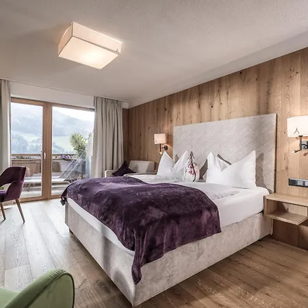 Отель Boutiquehotel Alpbacherin 4 Sterne Superior