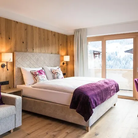 Отель Boutiquehotel Alpbacherin 4 Sterne Superior