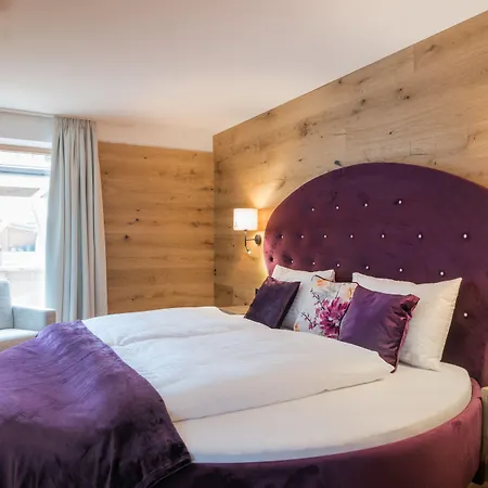 Boutiquehotel Alpbacherin 4 Sterne Superior 4* אלפבאך
